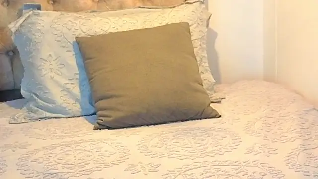 Snapshot of KeryHillson chatting on 24, 11, 2025 KeryHillson online show from 24, 11, 2025