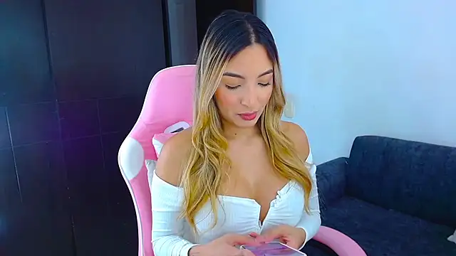 im grecia online show from 6, 4, 2026