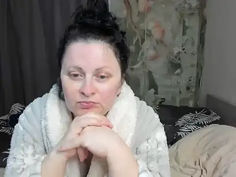 Lillian2 online show from 16, 5, 2026