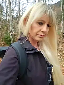 Sexy Sparkling  online show from 6, 4, 2026