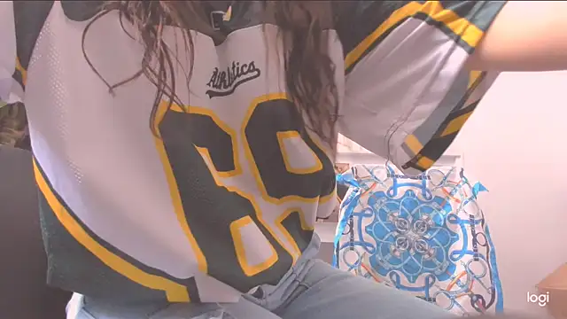 MYFAVOURITESTRAGER online show from 10, 4, 2026