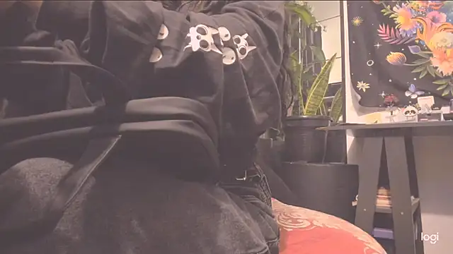 MYFAVOURITESTRAGER online show from 5, 2, 2026