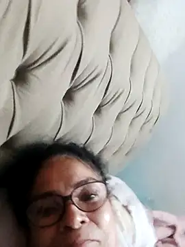 Delicy1 online show from 15, 10, 2025