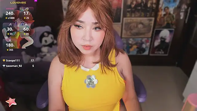 emi cute online show from 25, 9, 2025