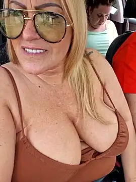 Isabellaa04 online show from 21, 5, 2026