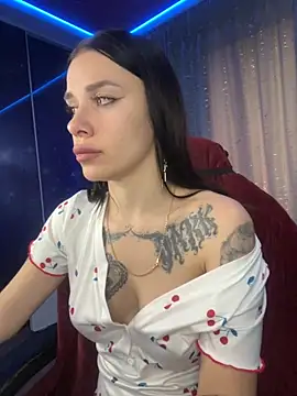 Queen of pain online show from 10, 11, 2025