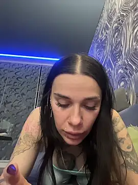 Queen of pain online show from 14, 5, 2026