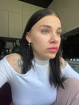 Queen of pain online show from 1, 6, 2026