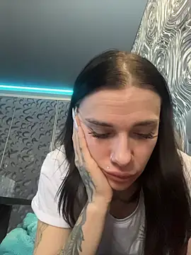 Queen of pain online show from 2, 2, 2026