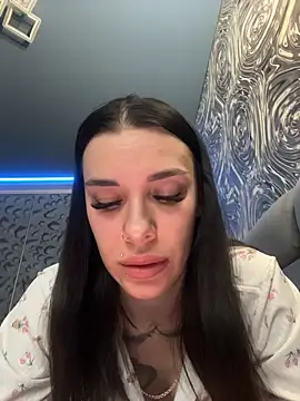 Queen of pain online show from 6, 3, 2026