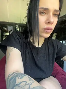 Queen of pain online show from 20, 7, 2026
