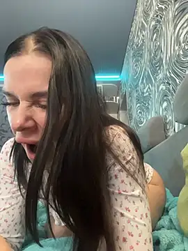 Queen of pain online show from 1, 2, 2026