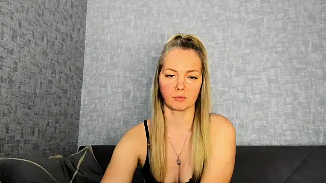 iam Venus online show from 9, 4, 2026