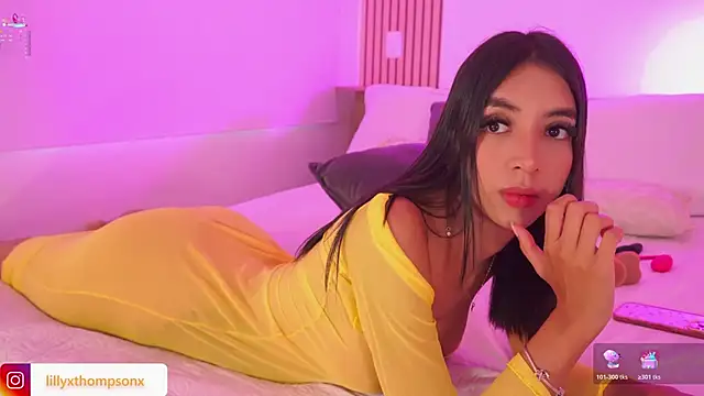 Snapshot of LillyThompson chatting on 8, 11, 2025 LillyThompson online show from 8, 11, 2025