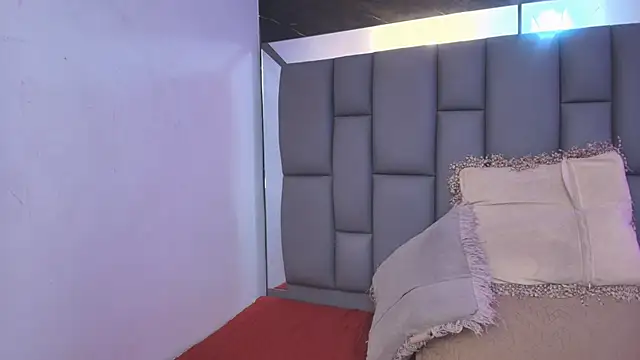  MiaBrown  online show from 15, 1, 2026