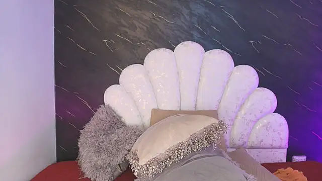  MiaBrown  online show from 21, 3, 2026