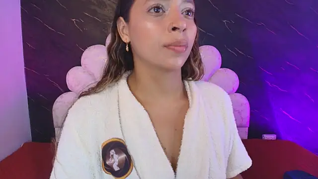  MiaBrown  online show from 19, 5, 2026