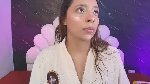  MiaBrown  online show from 18, 4, 2026