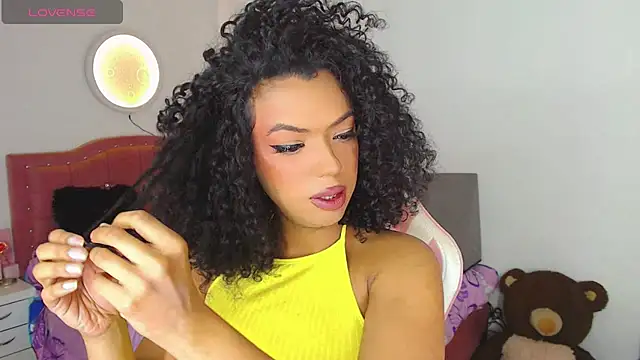 Tanedra collings online show from 4, 7, 2026