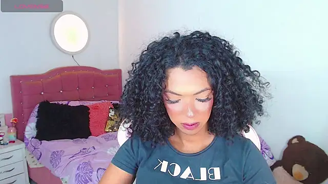 Tanedra collings online show from 14, 7, 2026