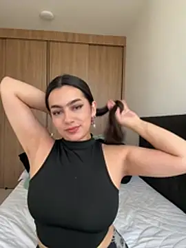 Nicollemays online show from 22, 4, 2026