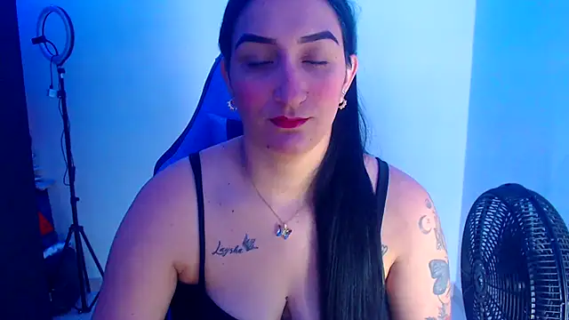 Snapshot of liz_dirty chatting on 12, 9, 2025 liz dirty online show from 12, 9, 2025