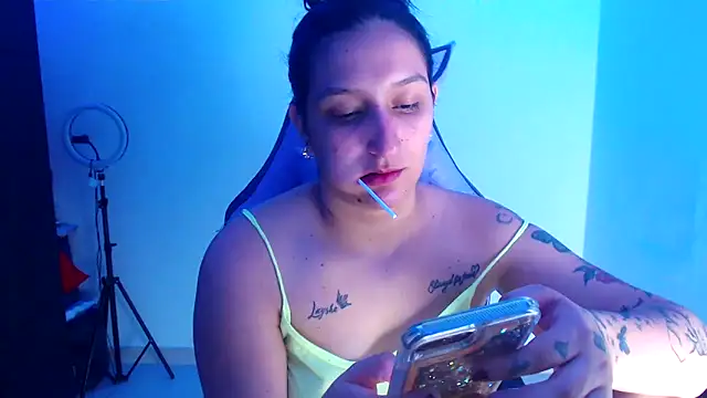 Snapshot of liz_dirty chatting on 10, 9, 2025 liz dirty online show from 10, 9, 2025