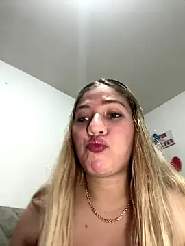 Snapshot of Celestedubois chatting on 25, 10, 2025 Celestedubois online show from 25, 10, 2025