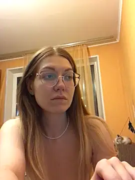 Sweet Love  online show from 16, 1, 2025