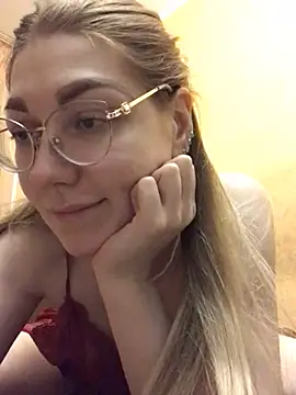  Sweet Love  online show from 22, 1, 2025