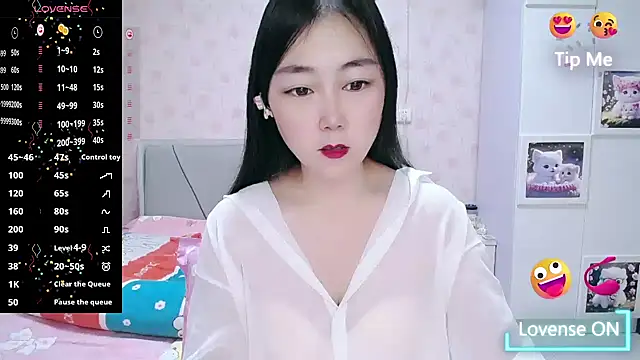 Elvira baby online show from 11, 4, 2026