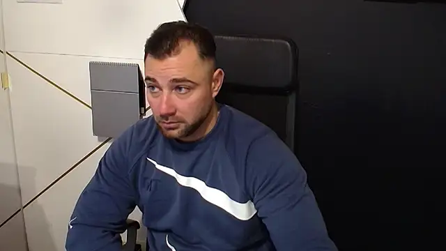 Snapshot of DuncanStone chatting on 26, 9, 2025 DuncanStone online show from 26, 9, 2025