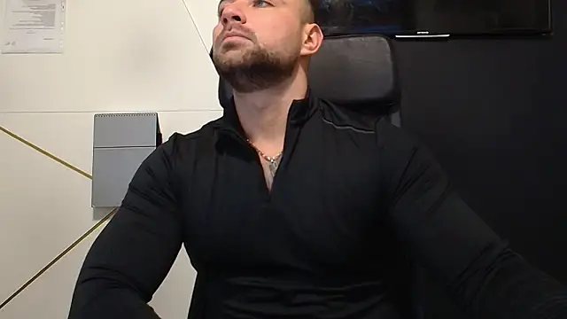 Snapshot of DuncanStone chatting on 22, 11, 2025 DuncanStone online show from 22, 11, 2025