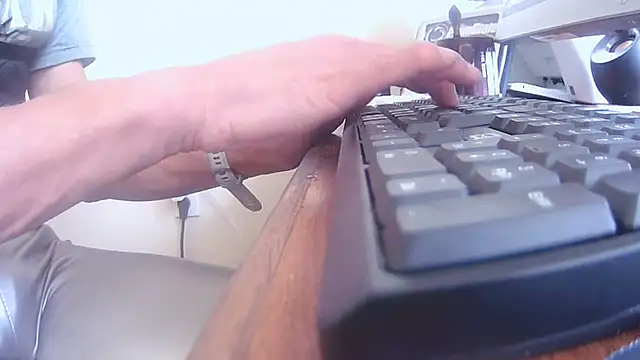 hottottrot691 online show from 13, 4, 2026