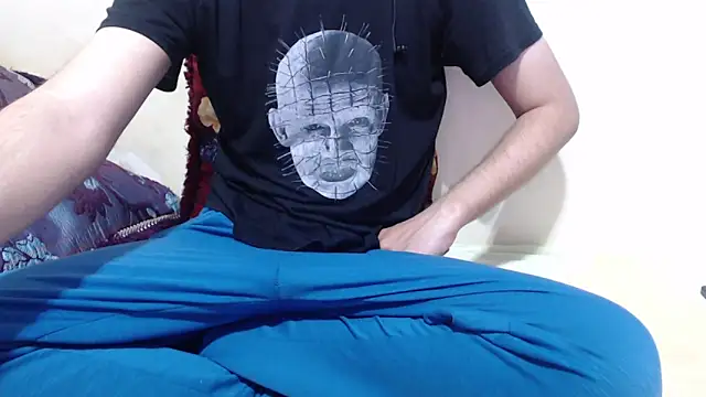Alexdelarge323 online show from 17, 6, 2026