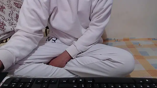 Alexdelarge323 online show from 14, 1, 2026