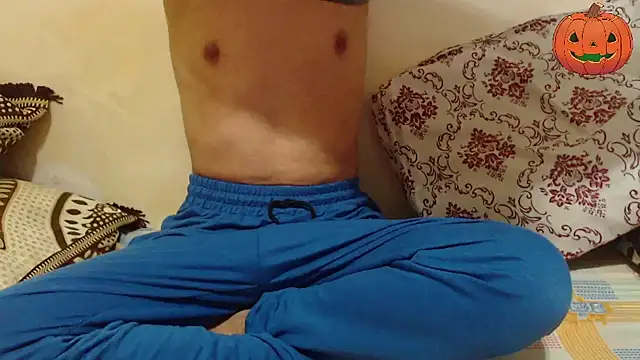 Alexdelarge323 online show from 21, 10, 2025