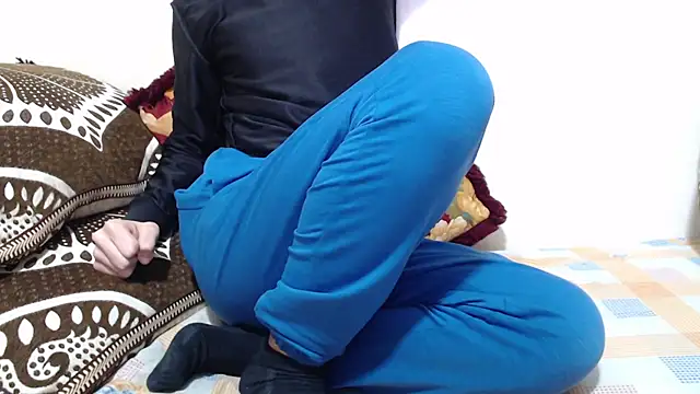 Alexdelarge323 online show from 10, 3, 2026