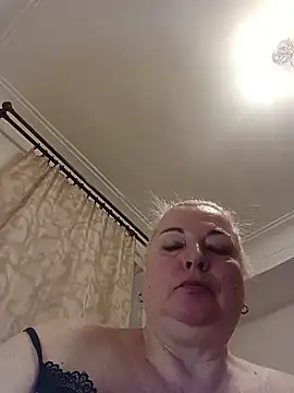 Katya hottie online show from 1, 3, 2026