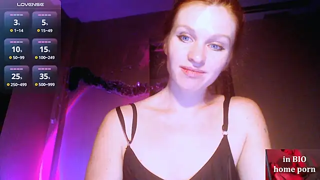 Snapshot of Cassie_Wild chatting on 17, 2, 2025 Cassie Wild online show from 17, 2, 2025