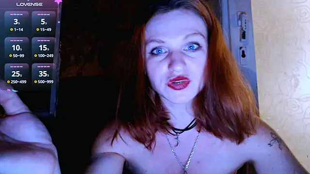 Snapshot of Cassie_Wild chatting on 8, 9, 2025 Cassie Wild online show from 8, 9, 2025