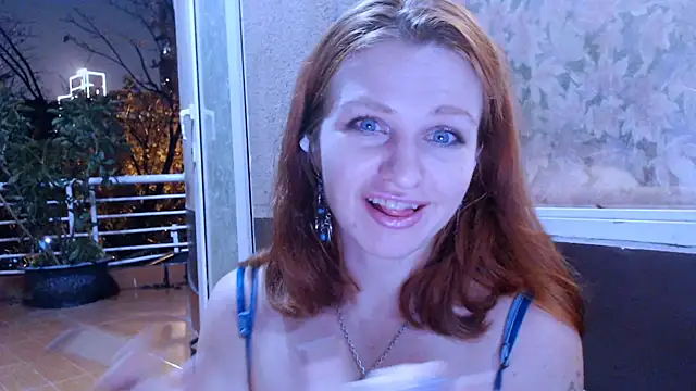 Cassie Wild online show from 2, 11, 2025