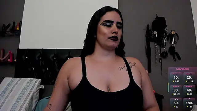 MariaGaitan online show from 10, 11, 2025