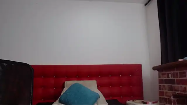 Lucynaugthyy online show from 5, 3, 2025