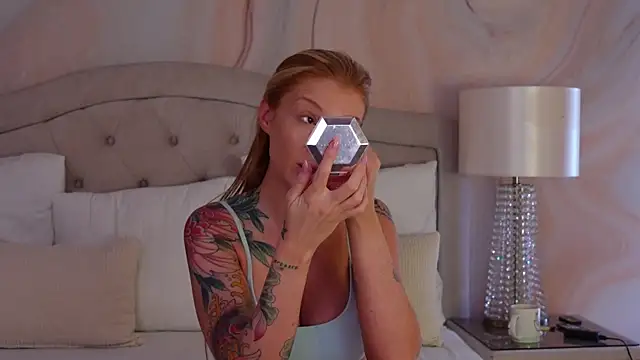 GingerEllis online show from 13, 2, 2026