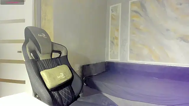 Snapshot of eva_rose7 chatting on 4, 8, 2026 eva rose7 online show from 4, 8, 2026