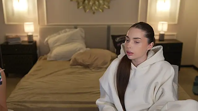 Jasmine Flow online show from 24, 11, 2025