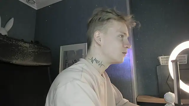 AlexxSweet online show from 5, 4, 2026