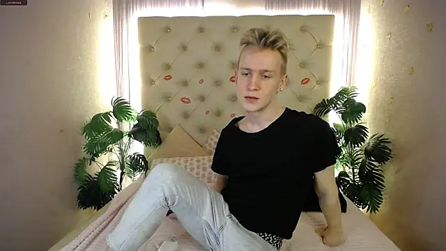 Snapshot of AlexxSweet chatting on 23, 3, 2025 AlexxSweet online show from 23, 3, 2025