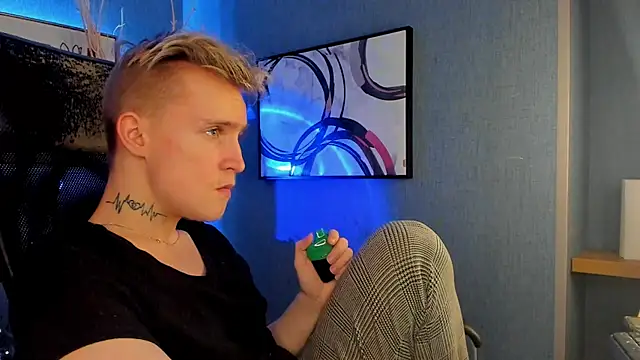 Snapshot of AlexxSweet chatting on 23, 2, 2025 AlexxSweet online show from 23, 2, 2025